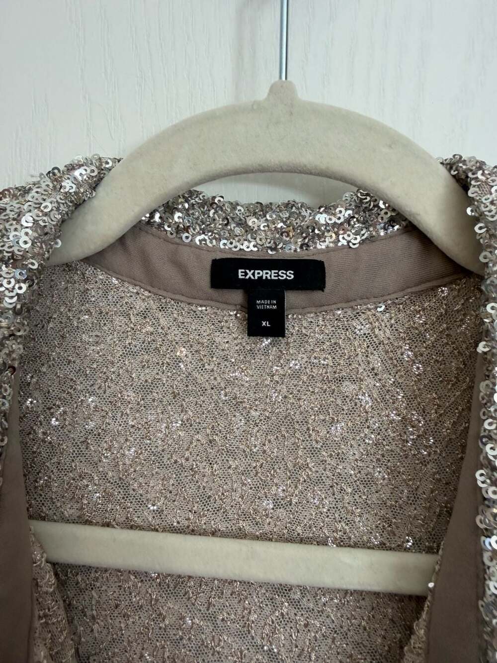 Express Silver Sequin Long Sleeve Collared Shirt Blouse XL - Picture 3 of 6